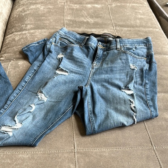 Torrid Blue Skinny Jeans with Distressed Details - Picture 4 of 10